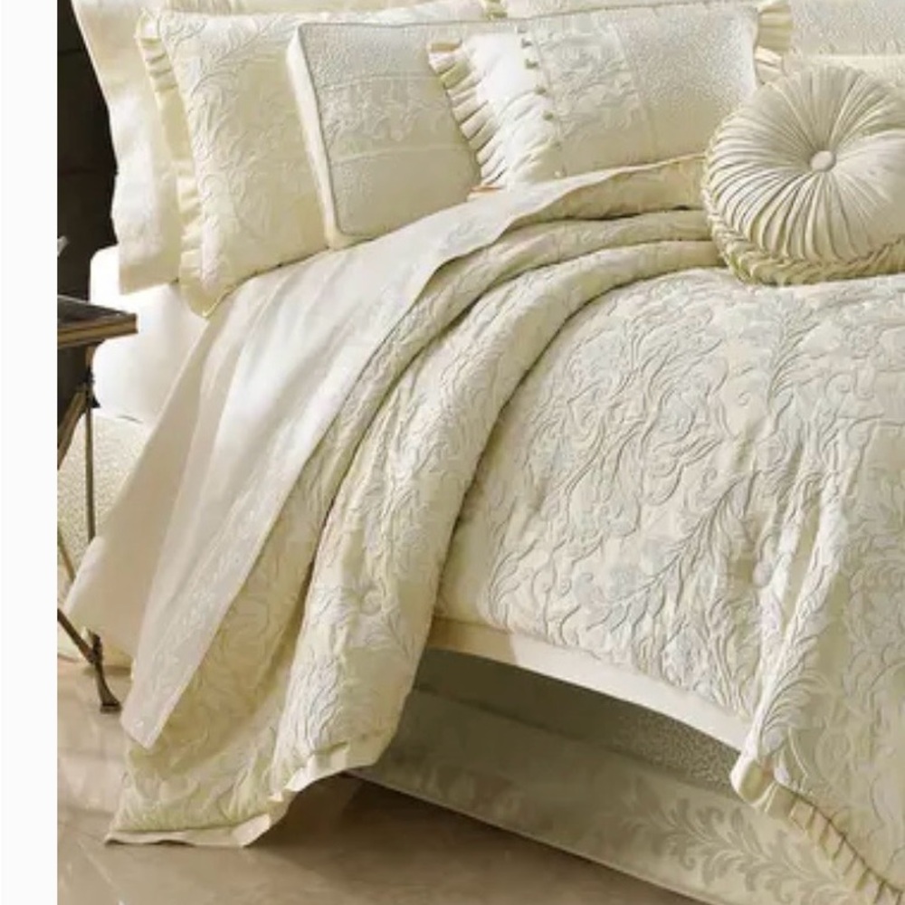 Cream Embroidered Comforter Set with Coordinating Shams - Picture 3 of 6